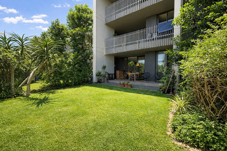 2 Bedroom Apartment in Elaleni Coastal Forest Estate