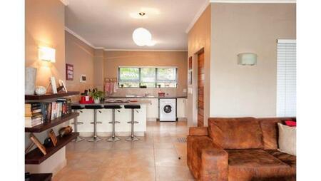 2 Bedroom Apartment in Palm Lakes Estate