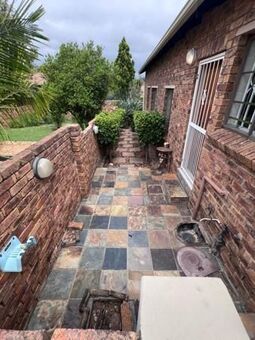 3 Bedroom Townhouse in Honeydew Manor