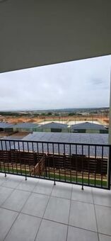 2 Bedroom Apartment in Mooikloof Ridge