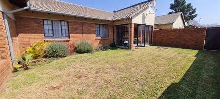 3 Bedroom Simplex in Equestria