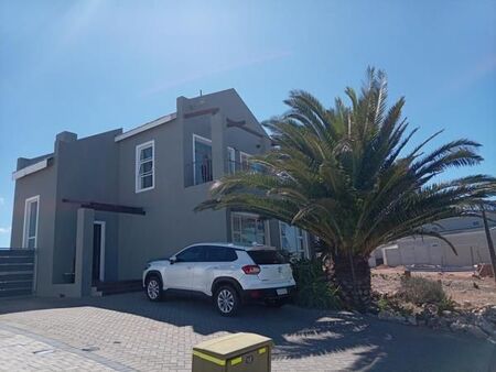 4 Bedroom House in Hoogland