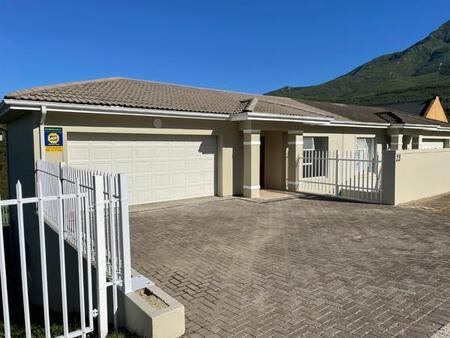 3 Bedroom House in Denneoord