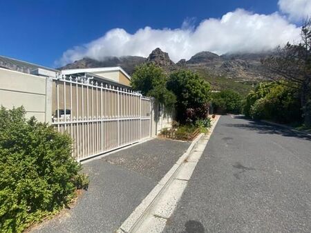 2 Bedroom House in Lakeside