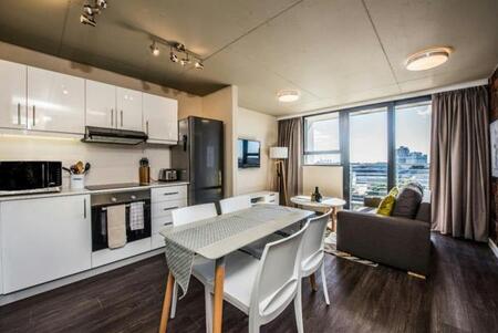 2 Bedroom Apartment in Observatory