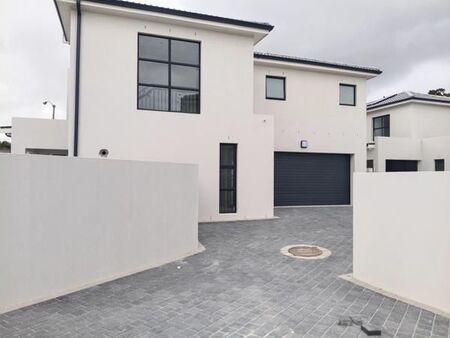 3 Bedroom House in Brackenfell Central