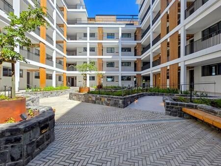 1 Bedroom Apartment in Waterfront