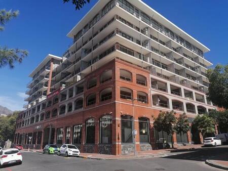 1 Bedroom Apartment in Green Point