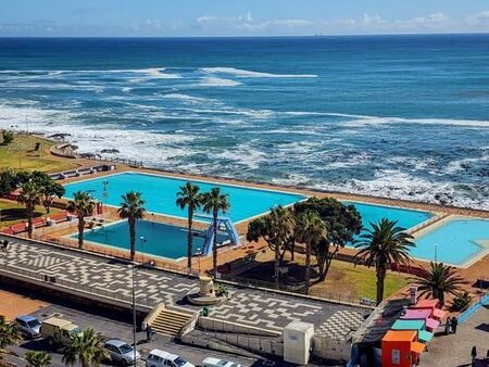 2 Bedroom Apartment in Sea Point