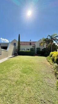 4 Bedroom House in Berg En Dal