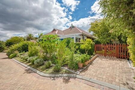 3 Bedroom House in Helena Heights