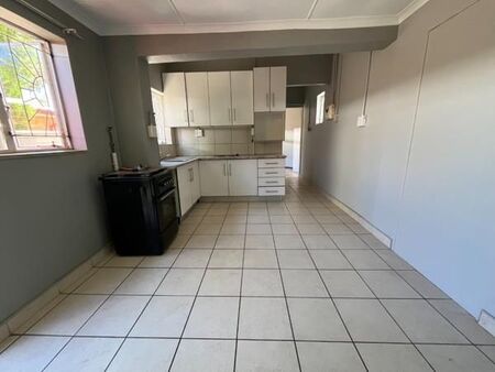 1 Bedroom Apartment in Rhodesdene