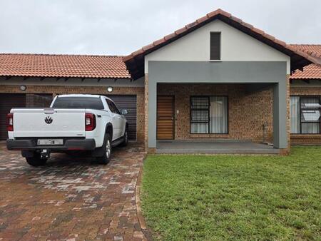 2 Bedroom House in Bateleur Estate