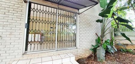 1 Bedroom Apartment in Louis Trichardt