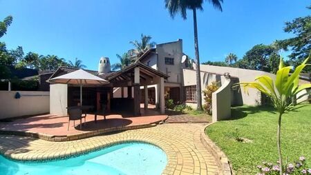 5 Bedroom House in Meer En See