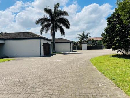 3 Bedroom Simplex in Arboretum