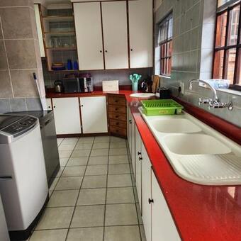 4 Bedroom House in Meer En See