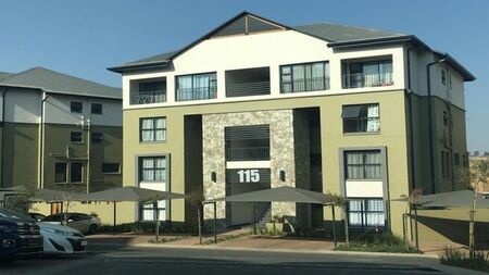 2 Bedroom apartment to rent in Waterfall, Midrand