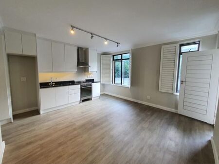 1 Bedroom apartment to rent in Newlands, Cape Town