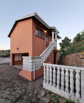 1 Bedroom Apartment in Wyebank