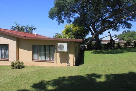 3 Bedroom House in Waterfall