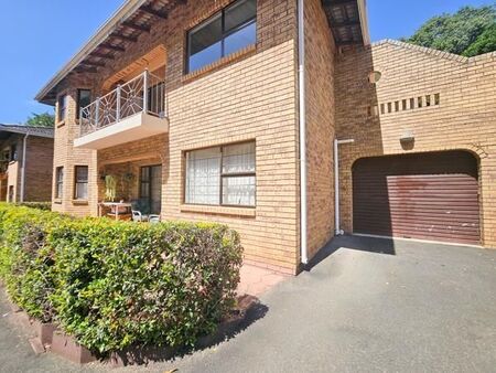 3 Bedroom Apartment in Amanzimtoti