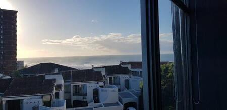 2 Bedroom Apartment in Amanzimtoti