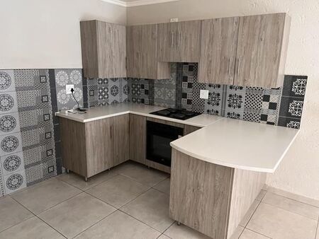 2 Bedroom Apartment in Florida Lake