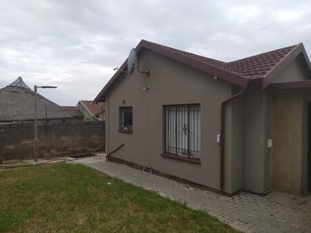 3 Bedroom House in Mindalore