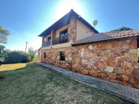 5 Bedroom House in Roodeplaat