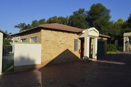 3 Bedroom Townhouse in Meyerspark