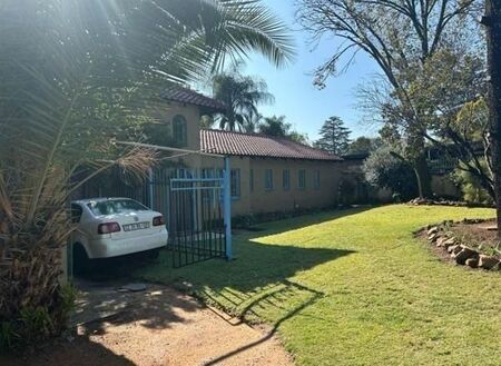 3 Bedroom House in Murrayfield