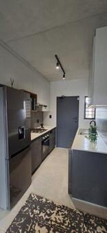 2 Bedroom Apartment in Waterkloof Ridge