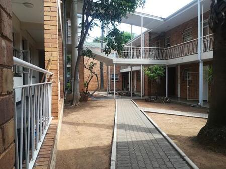 2 Bedroom Apartment in Sunnyside