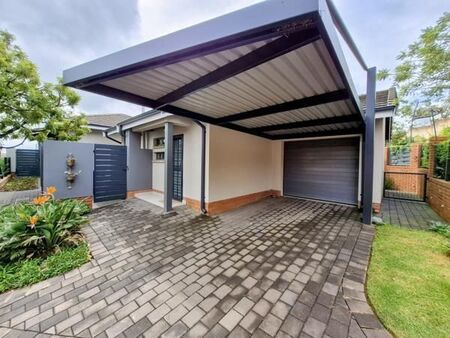 1 Bedroom House in Waterkloof