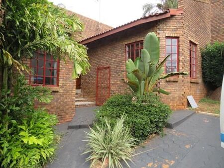 3 Bedroom House in Montana Park