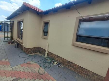 3 Bedroom House in Karenpark
