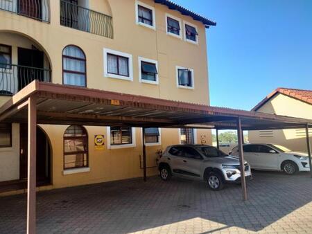 1 Bedroom Flat in Sundowner