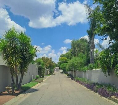 3 Bedroom Cluster in Sunninghill