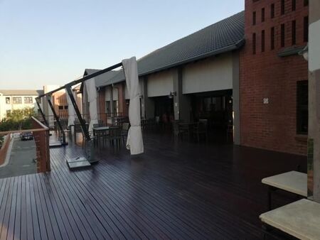 1 Bedroom Apartment in Douglasdale