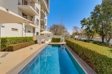 2 Bedroom Apartment in Rosebank