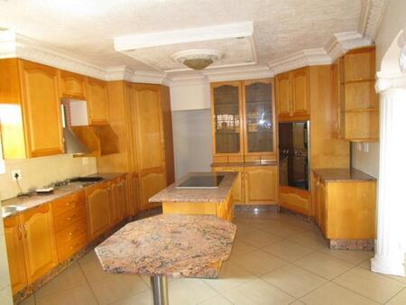 5 Bedroom House in Florida Glen