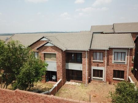 2 Bedroom Apartment in Olivedale
