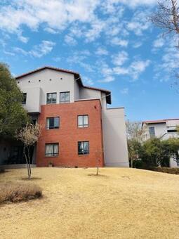 2 Bedroom Apartment in Jackal Creek (Northriding)