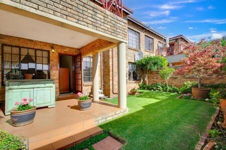 2 Bedroom Townhouse in Boskruin