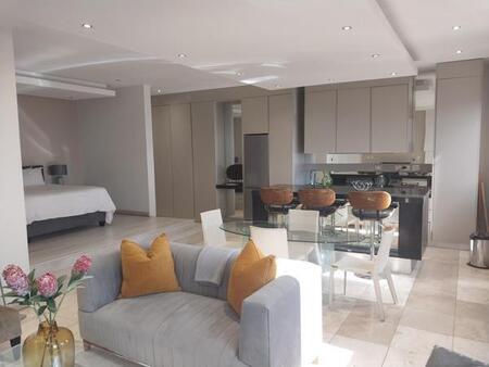 1 Bedroom Apartment in Newtown