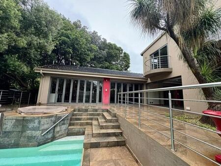 5 Bedroom House in Bedfordview