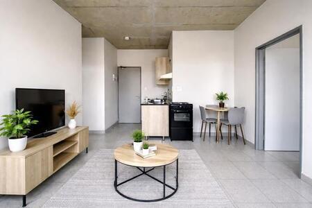 Bachelor apartment in Kempton Park Central