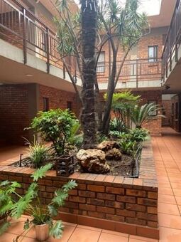 2 Bedroom House in Nimrod Park