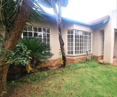 3 Bedroom Townhouse in Glen Marais